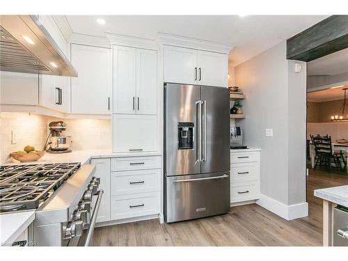 159 Country Clair Street, Kitchener, ON - Indoor Photo Showing Kitchen With Upgraded Kitchen