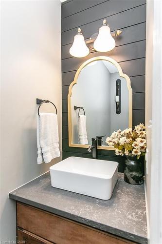 159 Country Clair Street, Kitchener, ON - Indoor Photo Showing Bathroom