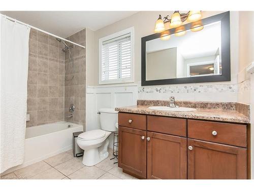 159 Country Clair Street, Kitchener, ON - Indoor Photo Showing Bathroom