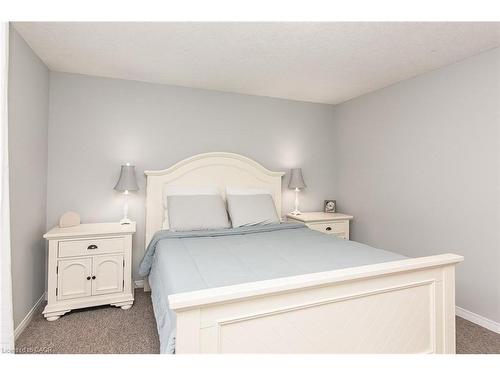 159 Country Clair Street, Kitchener, ON - Indoor Photo Showing Bedroom
