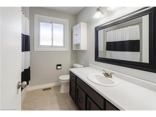 Upper-14 Grenadier Road, Cambridge, ON - Indoor Photo Showing Bathroom