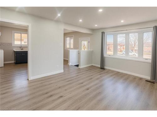 Upper-14 Grenadier Road, Cambridge, ON - Indoor