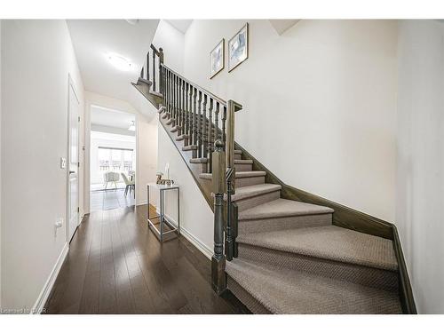 18 Talence Drive, Hamilton, ON - Indoor Photo Showing Other Room