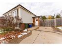 2-185 Bellingham Drive, Hamilton, ON  - Outdoor 