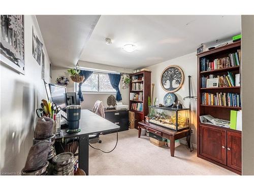 2-185 Bellingham Drive, Hamilton, ON - Indoor Photo Showing Other Room