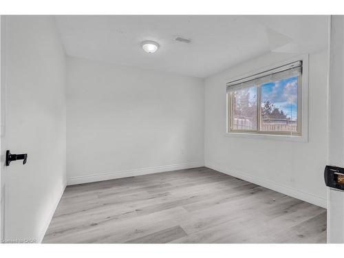Basement-18 Wallace Drive, Cambridge, ON - Indoor Photo Showing Other Room