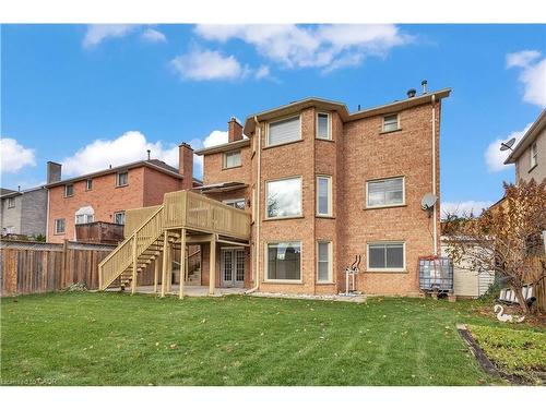 Basement-18 Wallace Drive, Cambridge, ON - Outdoor