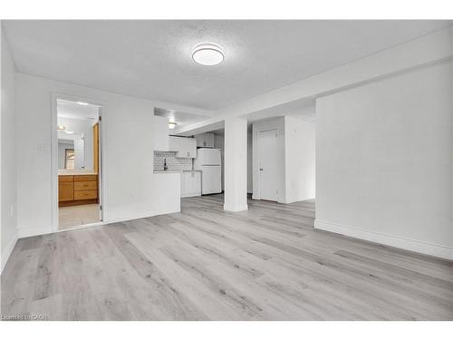 Basement-18 Wallace Drive, Cambridge, ON - Indoor