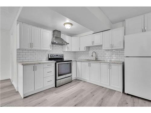 Basement-18 Wallace Drive, Cambridge, ON - Indoor Photo Showing Kitchen With Upgraded Kitchen