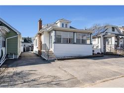 2-229 Geneva Street  St. Catharines, ON L2R 4R1