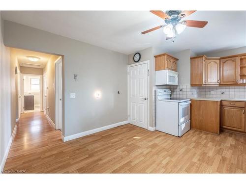 173 West 23Rd Street, Hamilton, ON - Indoor Photo Showing Kitchen