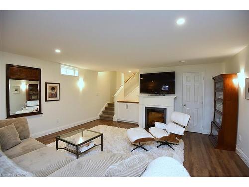 35 Riding Park Place, Dundas, ON - Indoor Photo Showing Living Room With Fireplace