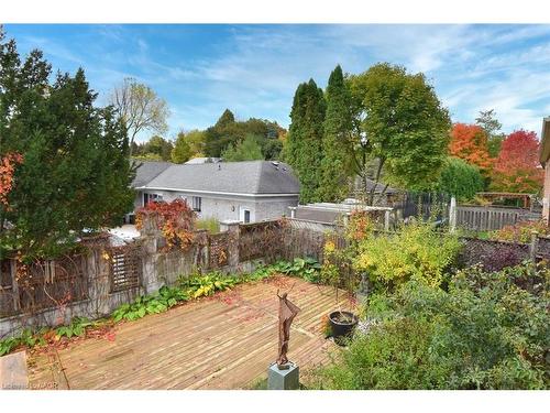 35 Riding Park Place, Dundas, ON - Outdoor