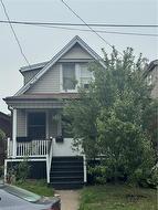 82 Cambridge Avenue  Hamilton, ON L8H 1T6