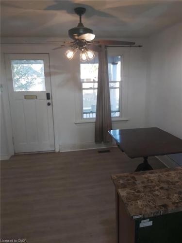 82 Cambridge Avenue, Hamilton, ON - Indoor Photo Showing Other Room