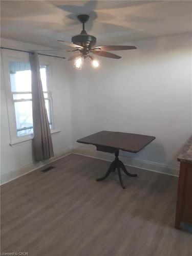 82 Cambridge Avenue, Hamilton, ON - Indoor Photo Showing Other Room