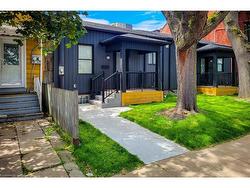 51 West Avenue N Hamilton, ON L8L 5C1