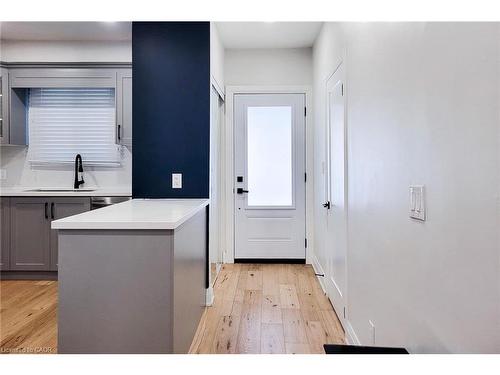 51 West Avenue N, Hamilton, ON - Indoor Photo Showing Kitchen