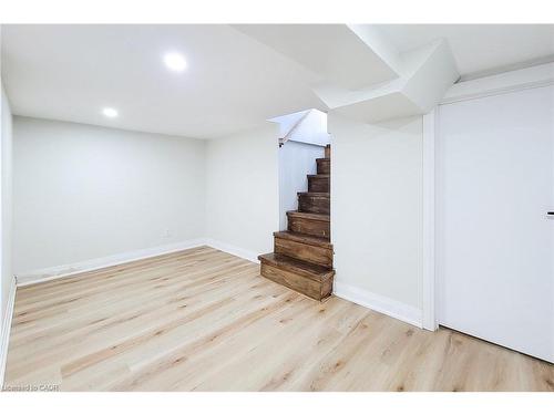 51 West Avenue N, Hamilton, ON - Indoor Photo Showing Other Room