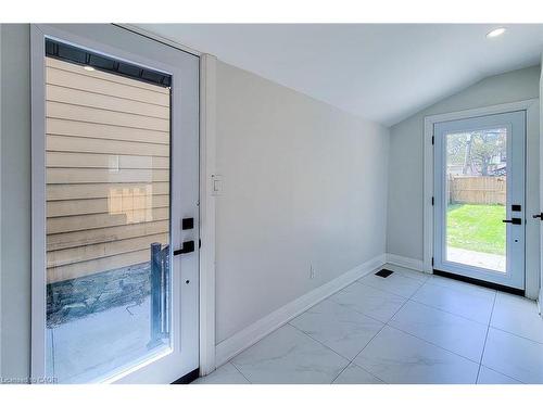 51 West Avenue N, Hamilton, ON - Indoor Photo Showing Other Room