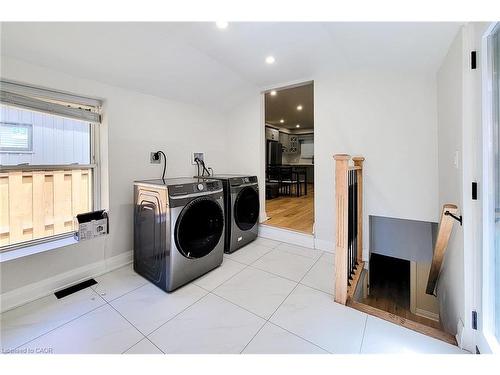 51 West Avenue N, Hamilton, ON - Indoor Photo Showing Laundry Room