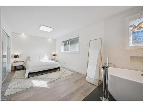 548 Box Grove Place, Waterloo, ON - Indoor Photo Showing Bedroom