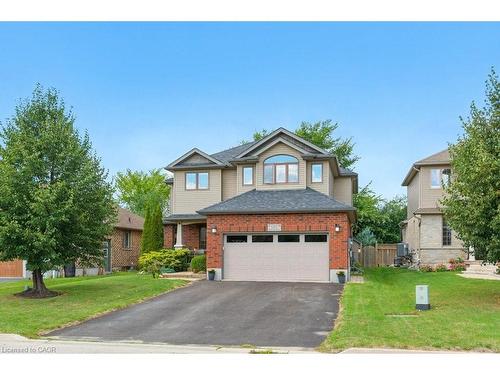 120 Spencer Drive, Elora, ON - Outdoor With Facade