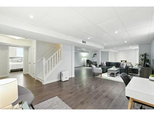 120 Spencer Drive, Elora, ON - Indoor