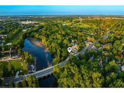 4-180 Gordon Street  Guelph, ON N1G 1X1