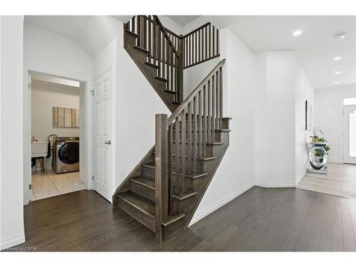 409 Freure Drive, Cambridge, ON - Indoor Photo Showing Other Room