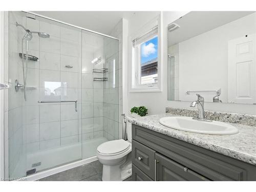 409 Freure Drive, Cambridge, ON - Indoor Photo Showing Bathroom