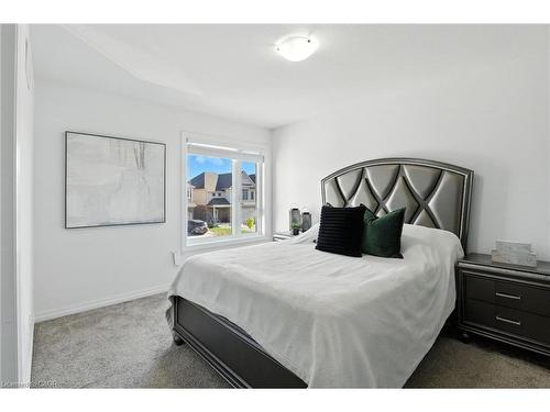 409 Freure Drive, Cambridge, ON - Indoor Photo Showing Bedroom