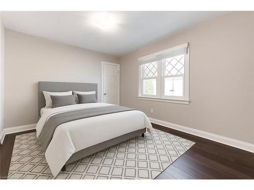 97 Knyvet Avenue, Hamilton, ON - Indoor Photo Showing Bedroom