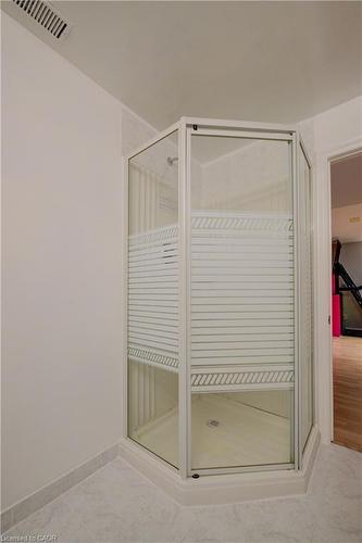 127 Jansen Avenue, Kitchener, ON - Indoor