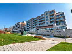 106-3290 New Street  Burlington, ON L7N 1M8