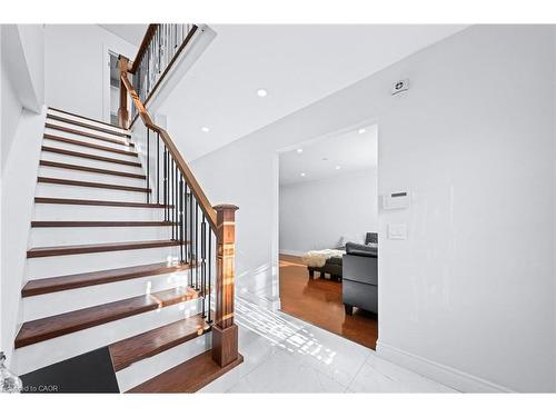 46 Novoco Drive, Hamilton, ON - Indoor Photo Showing Other Room