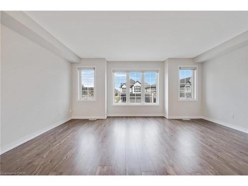 110 Ian Ormston Drive, Kitchener, ON - Indoor Photo Showing Other Room