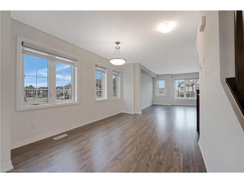 110 Ian Ormston Drive, Kitchener, ON - Indoor Photo Showing Other Room