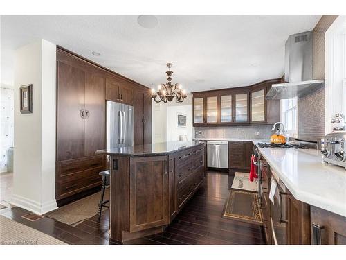1073 N Service Road, Hamilton, ON - Indoor Photo Showing Kitchen With Upgraded Kitchen