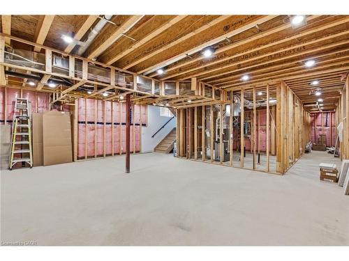135 Secord Lane, Burlington, ON - Indoor Photo Showing Basement