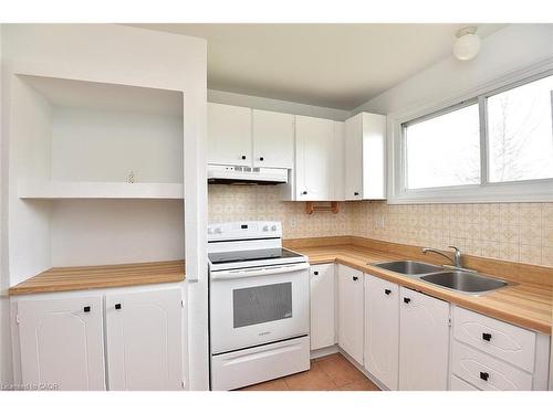 30A-1564 Garth Street, Hamilton, ON - Indoor Photo Showing Kitchen With Double Sink