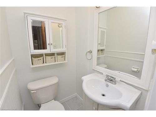 30A-1564 Garth Street, Hamilton, ON - Indoor Photo Showing Bathroom