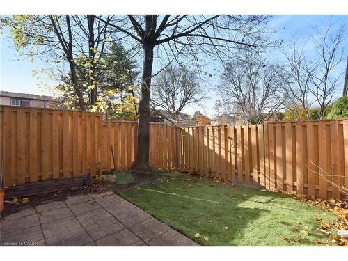 30A-1564 Garth Street, Hamilton, ON - Outdoor