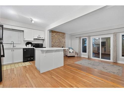 70 Cannes Street, Kitchener, ON - Indoor Photo Showing Kitchen