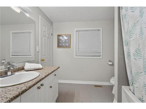 70 Cannes Street, Kitchener, ON - Indoor Photo Showing Bathroom