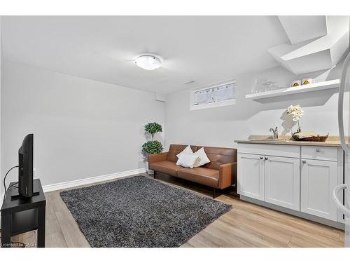 70 Cannes Street, Kitchener, ON - Indoor Photo Showing Other Room