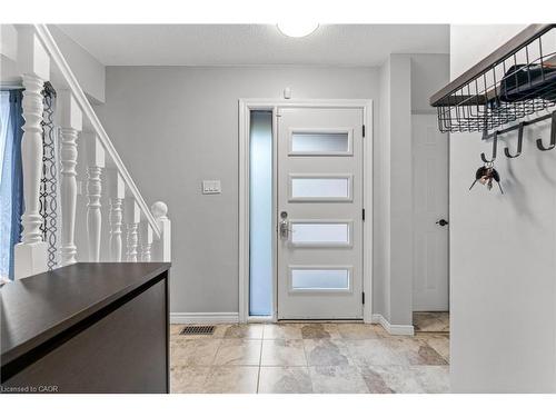 36 Angela Crescent, Cambridge, ON - Indoor Photo Showing Other Room