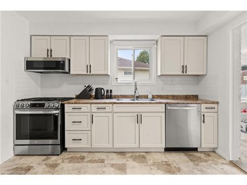 36 Angela Crescent, Cambridge, ON - Indoor Photo Showing Kitchen With Double Sink