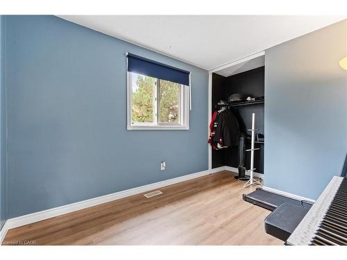 36 Angela Crescent, Cambridge, ON - Indoor Photo Showing Gym Room