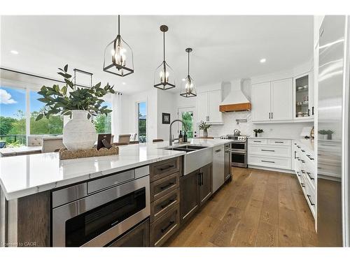 7381 Sideroad 4, Centre Wellington, ON - Indoor Photo Showing Kitchen With Double Sink With Upgraded Kitchen
